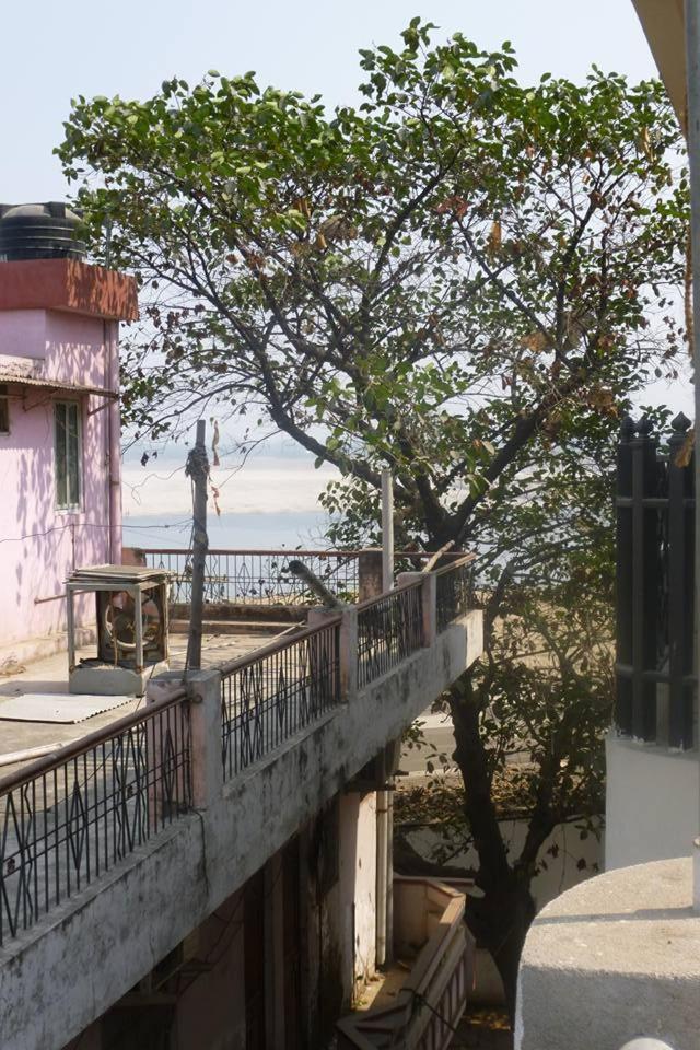 Gangotri Paying Guest House Varanasi Exteriör bild