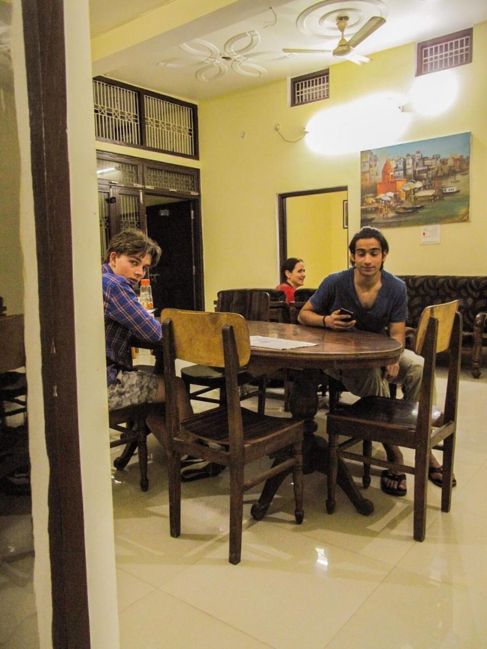 Gangotri Paying Guest House Varanasi Exteriör bild