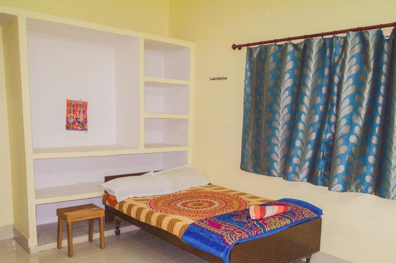 Gangotri Paying Guest House Varanasi Exteriör bild