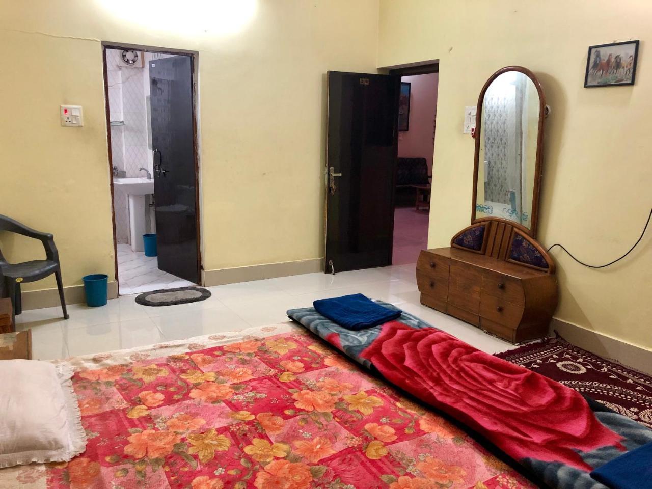 Gangotri Paying Guest House Varanasi Exteriör bild